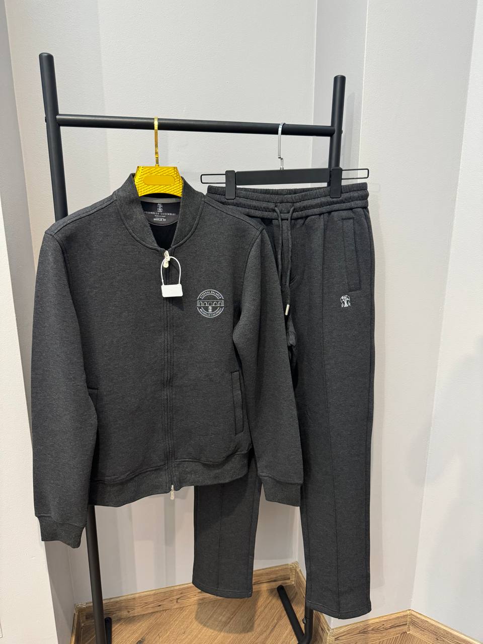 Костюм Brunello Cucinelli