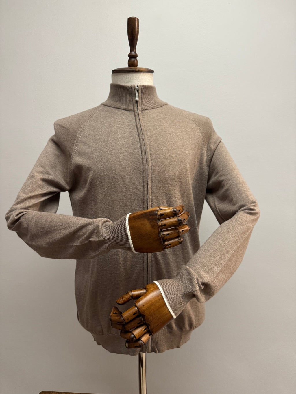 Кардиган Eleventy