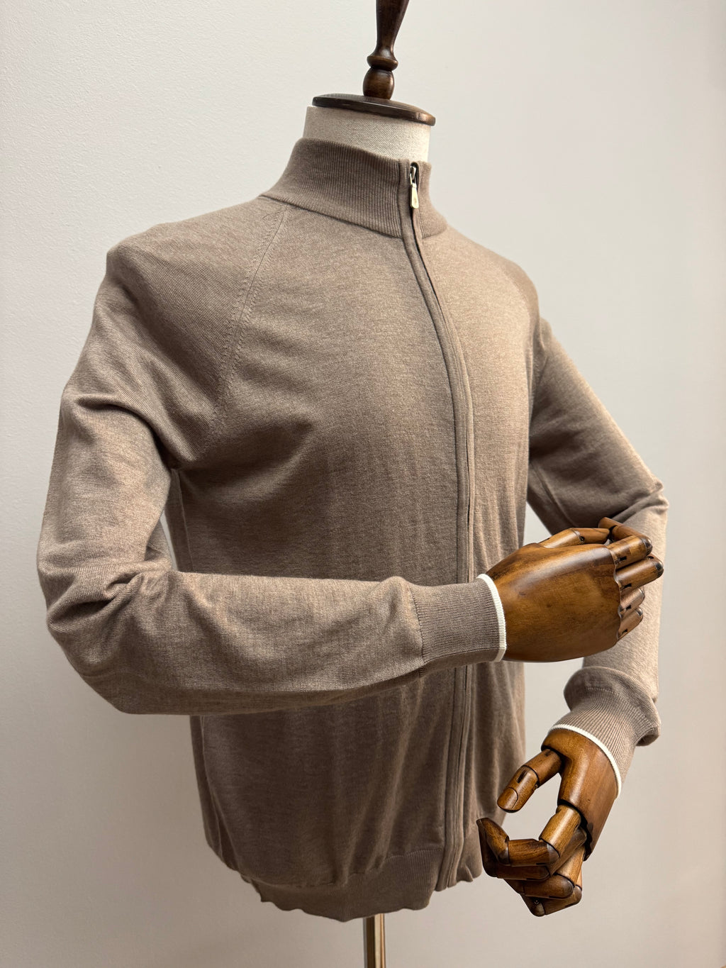 Кардиган Eleventy