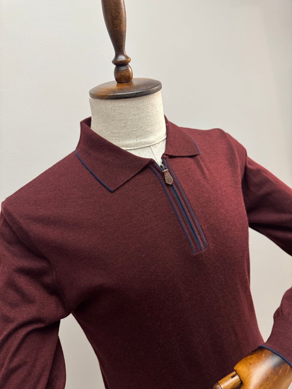 Джемпер Isaia