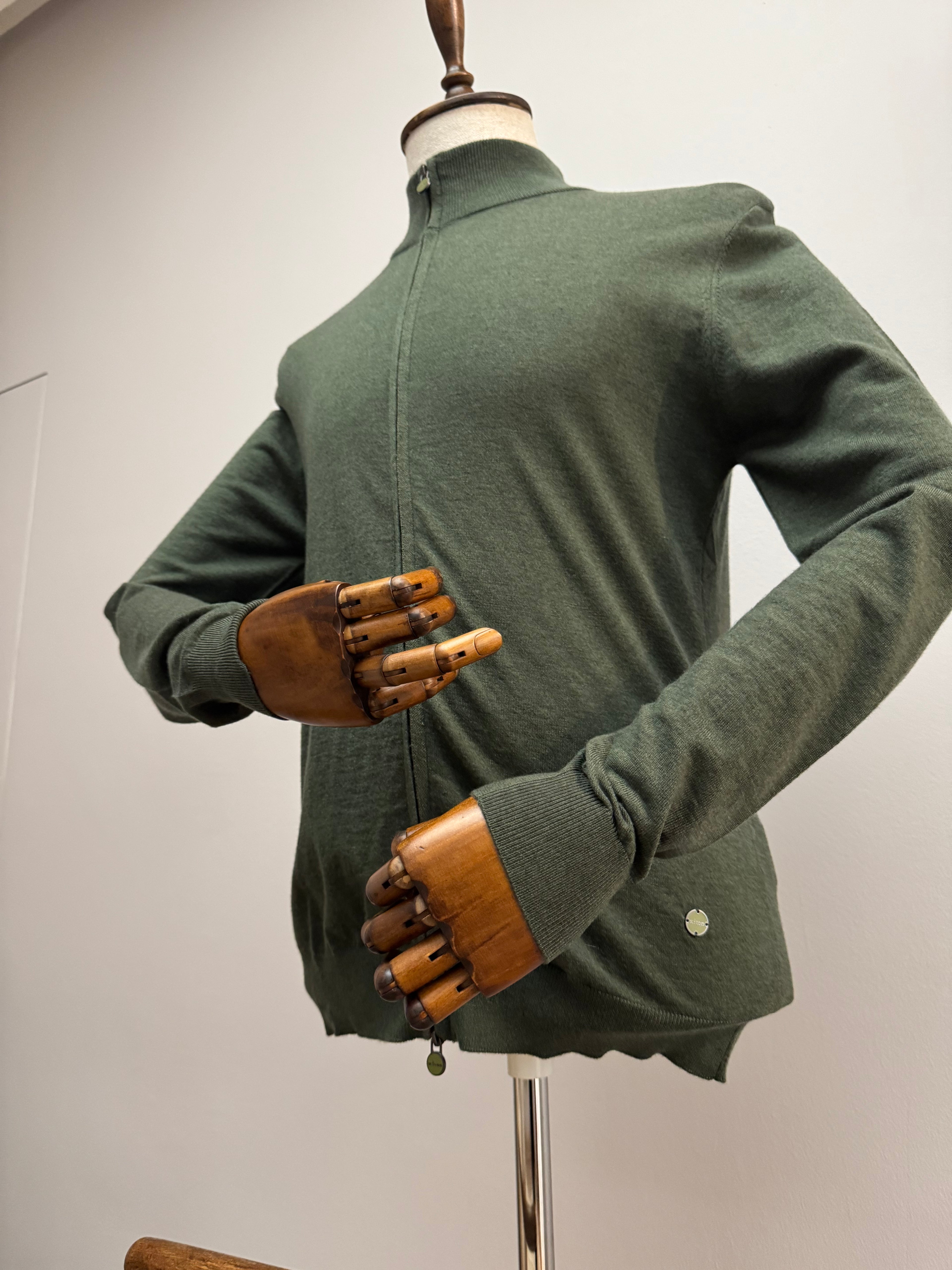 Кардиган Kiton