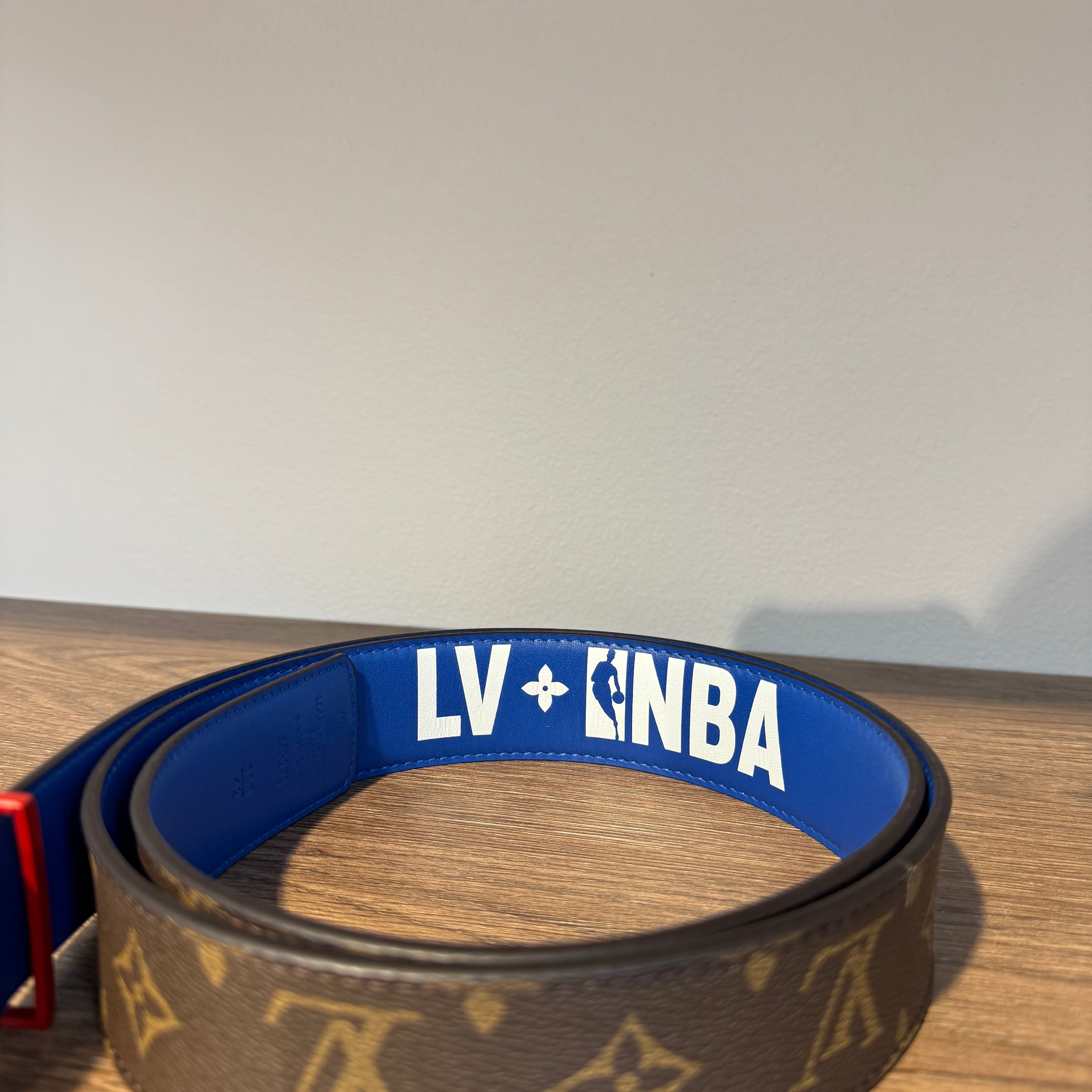 Ремінь Louis Vuitton x NBA