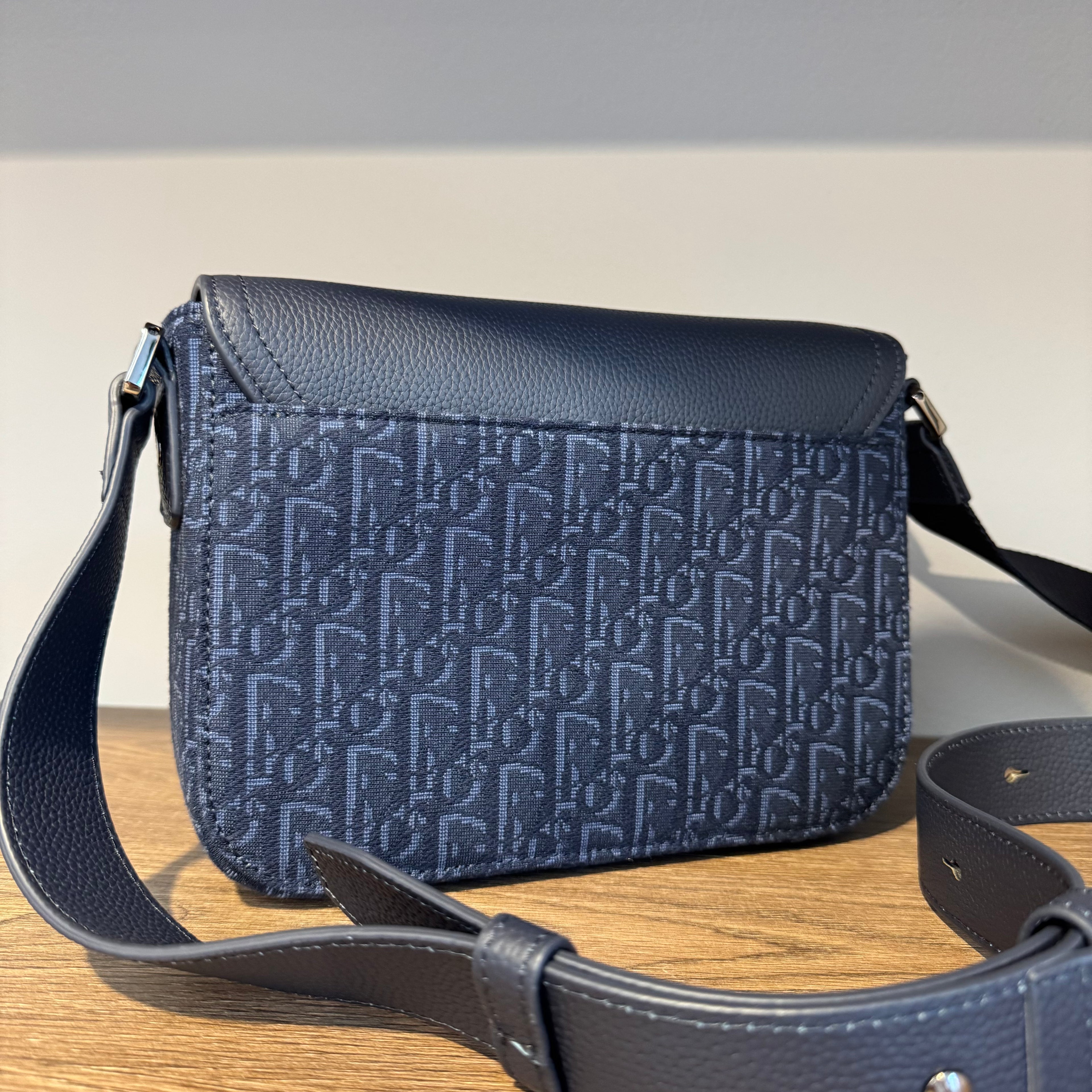 Сумка Christian Dior